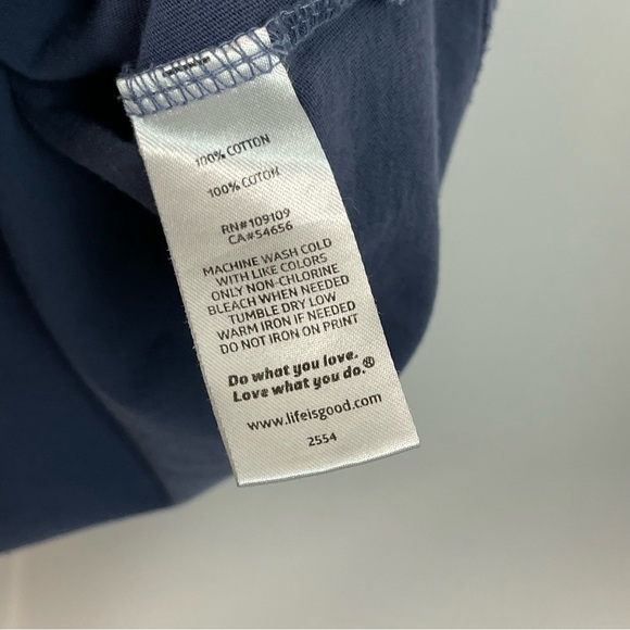 Life Is Good Men's Medium USa Buffalo Nature Outdoor Graphic Tee Shirt - Picture 5 of 6